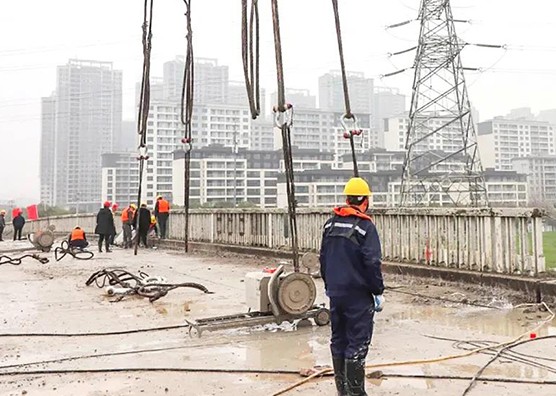 郭巷大橋老橋主橋拆除